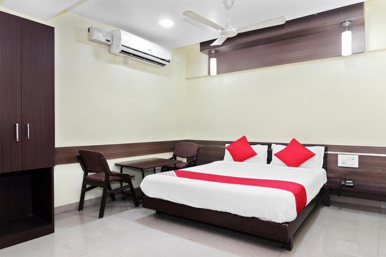 Oyo 30537 Hotel Megharaj Bijāpur Exteriér fotografie