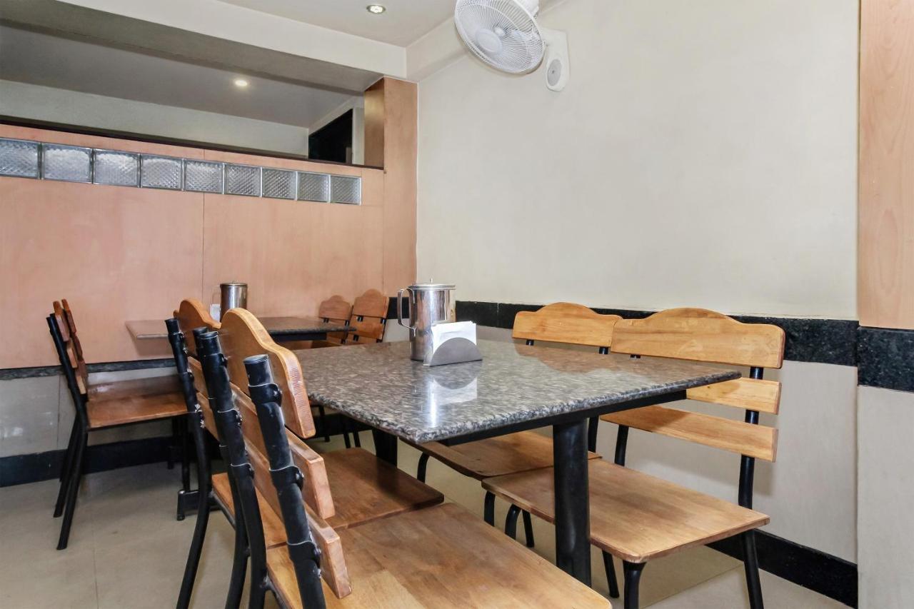 Oyo 30537 Hotel Megharaj Bijāpur Exteriér fotografie