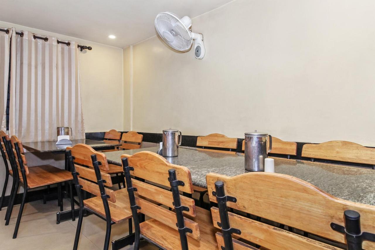 Oyo 30537 Hotel Megharaj Bijāpur Exteriér fotografie