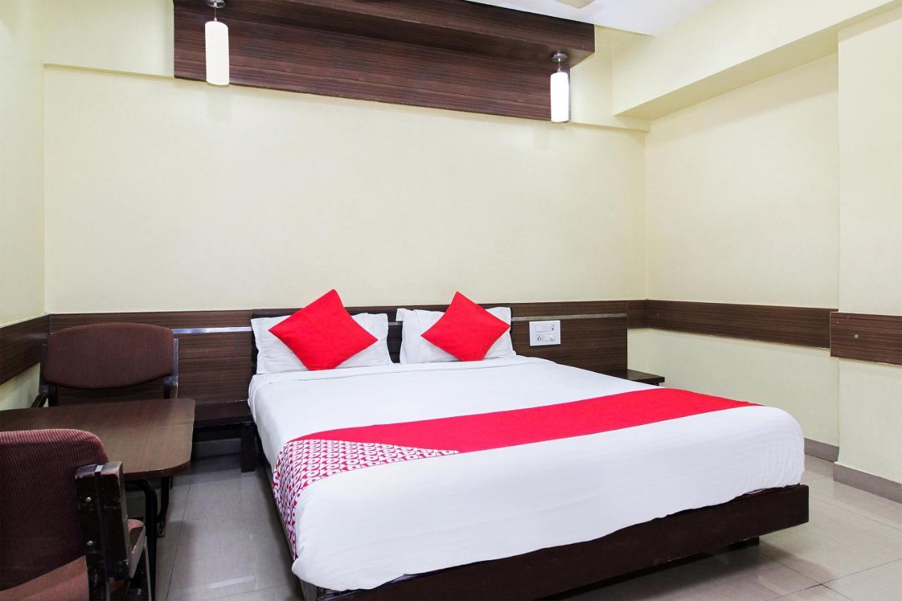 Oyo 30537 Hotel Megharaj Bijāpur Exteriér fotografie