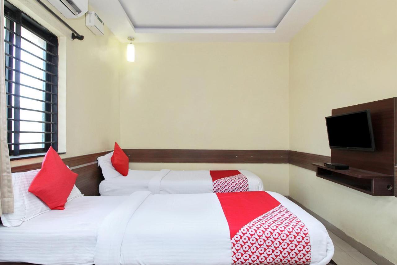 Oyo 30537 Hotel Megharaj Bijāpur Exteriér fotografie